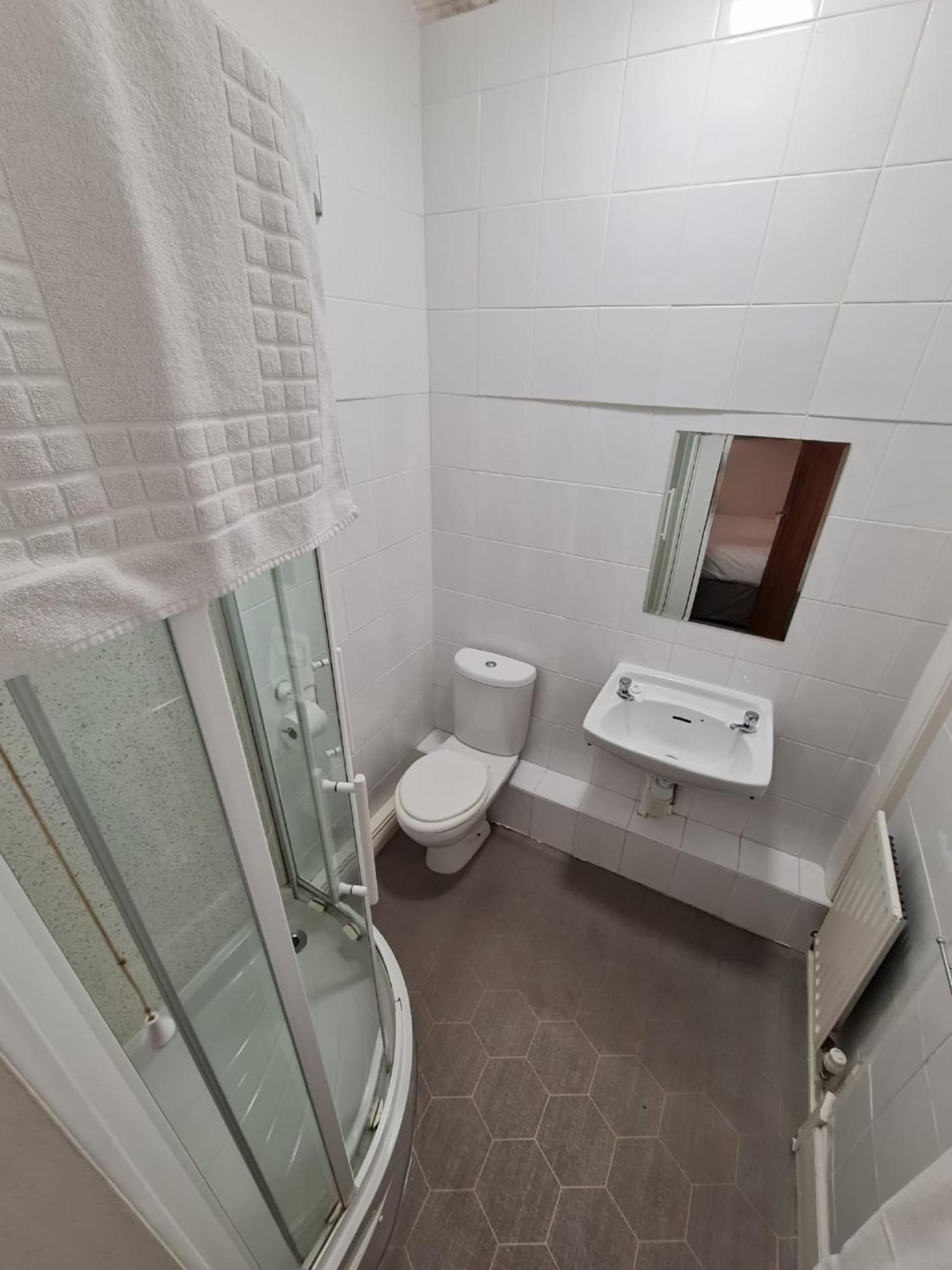 Farina No6, Sea View Apartment Sleeping 4 Guests Bridlington Exterior photo